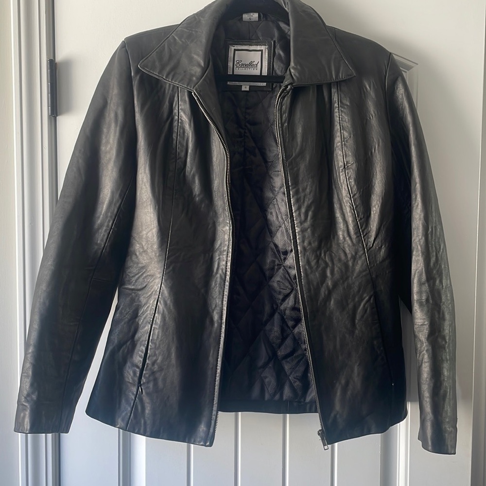 Women’s Excelled Collection Black Leather Jacket